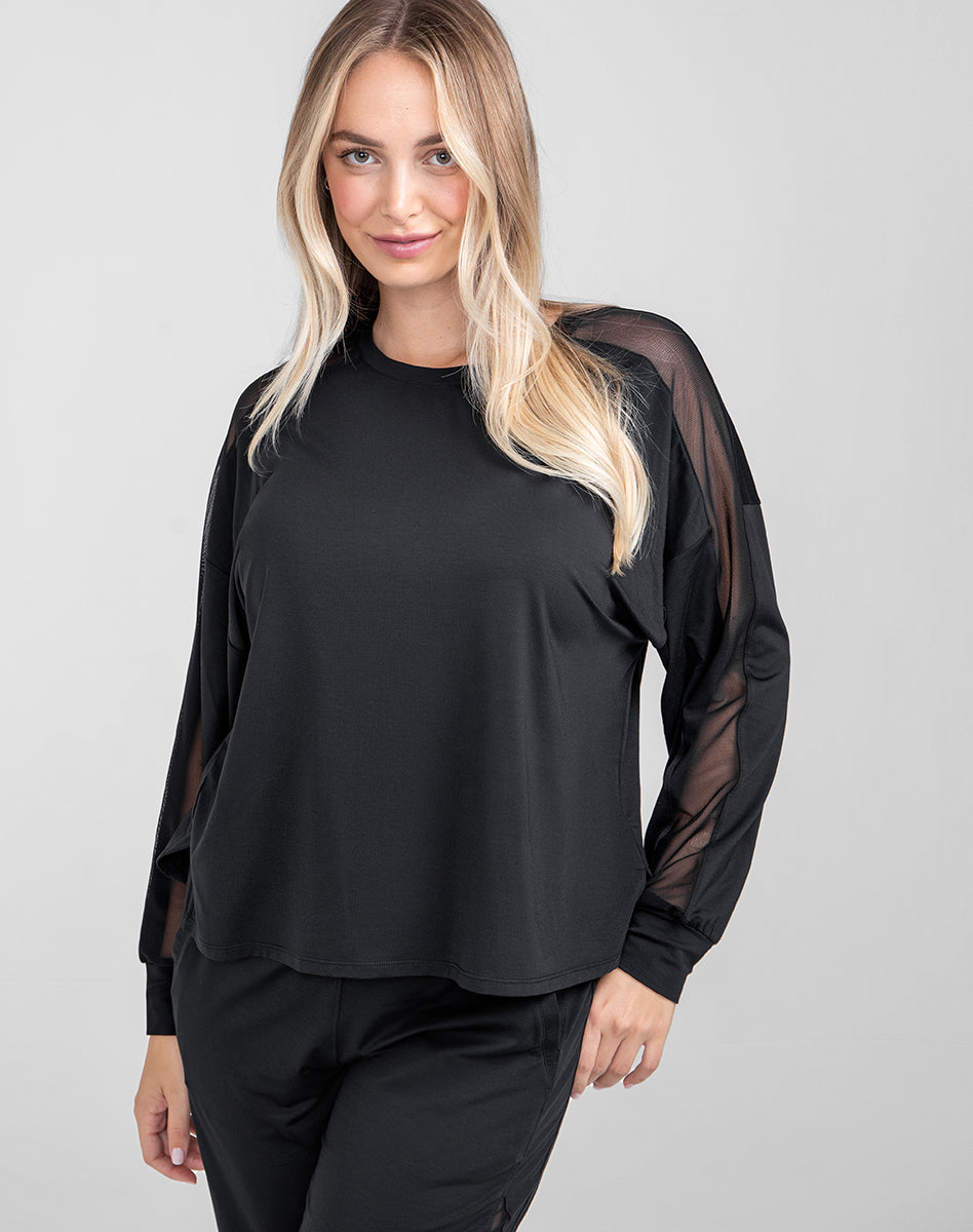 BlissWearLongSleeveTop-Model-Midnight-M-Raine-Front.jpg