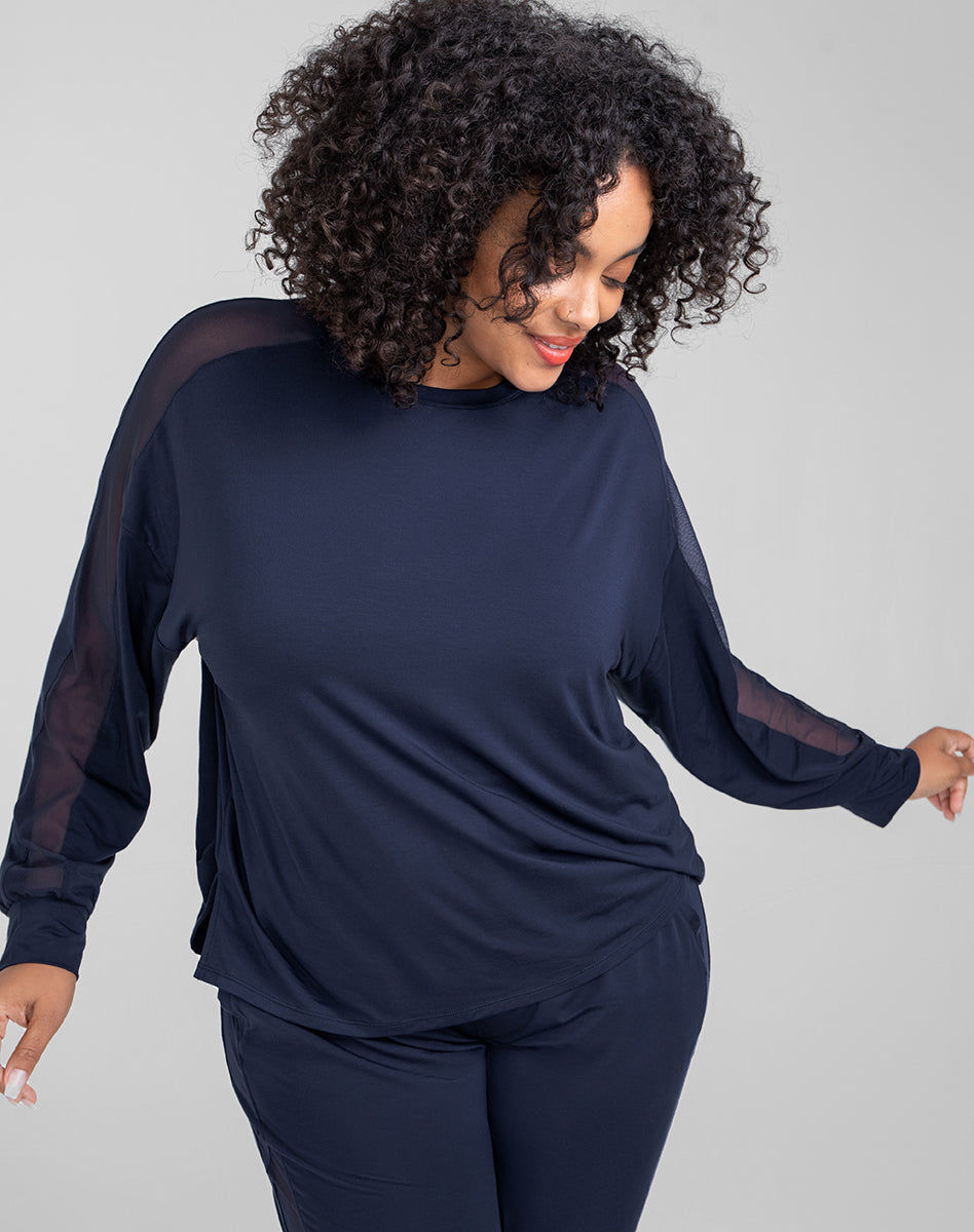 BlissWearLongSleeveTop-Model-Navy-XL-Courtney-Front.jpg