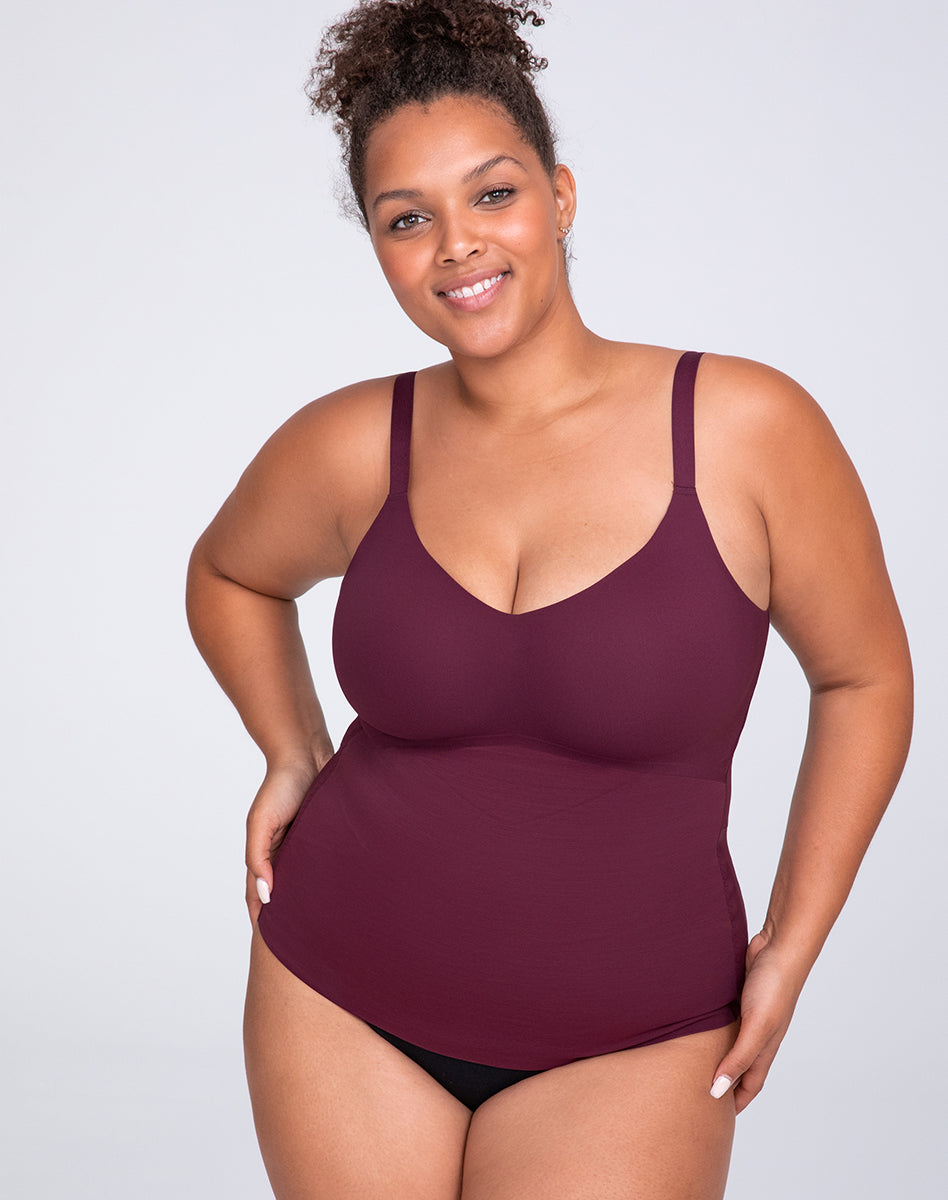 LWC-Model-Fig-XL-Larissa-Front.jpg