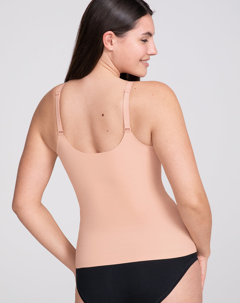 LWC-Model-Rose_Tan-M-Hannah-Back.jpg
