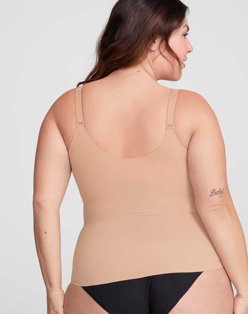 LWC-Model-Sand-1X-Natalie-Back.jpg