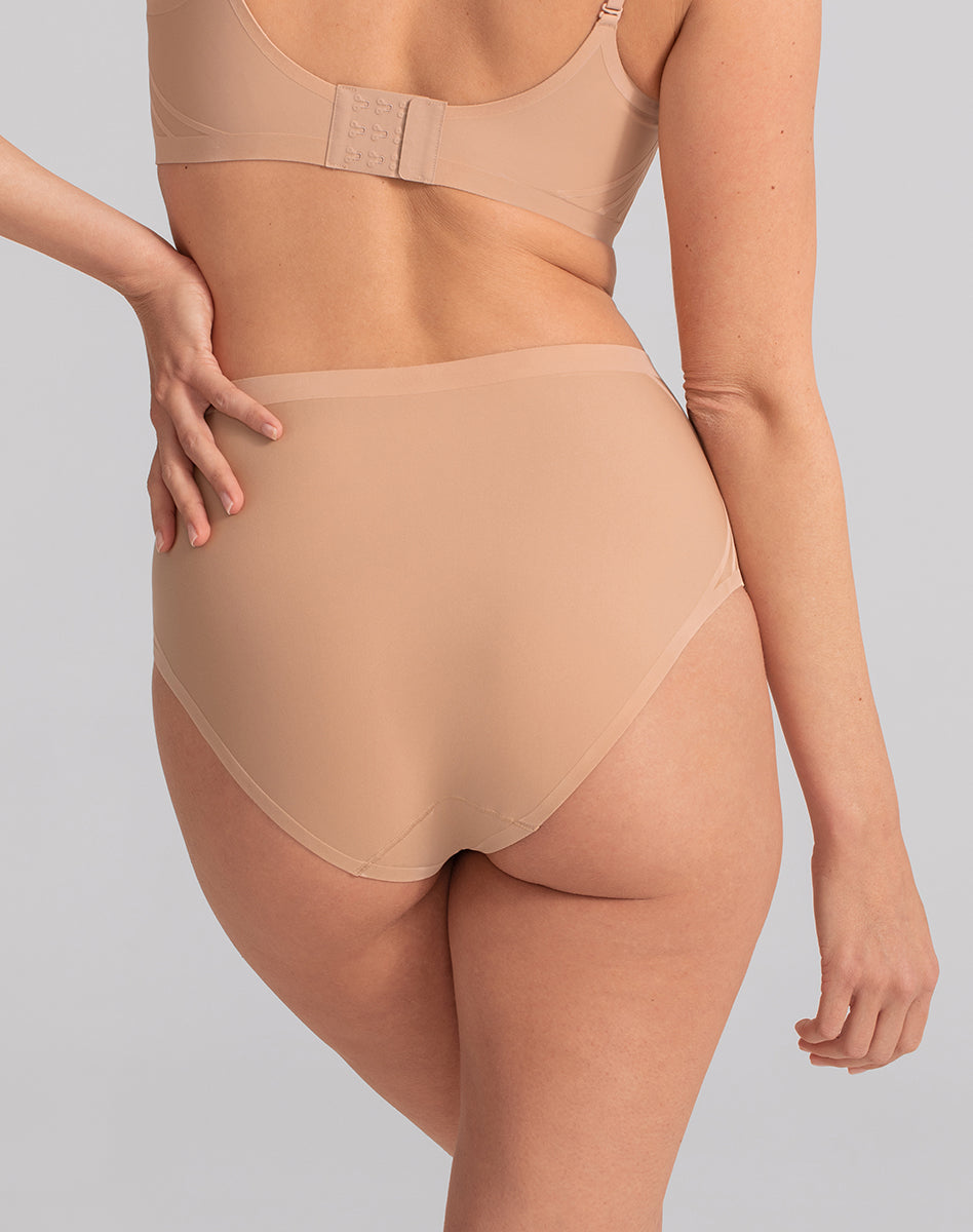 Silhouette_Brief-Model-Sand-M-Katie-Back.jpg