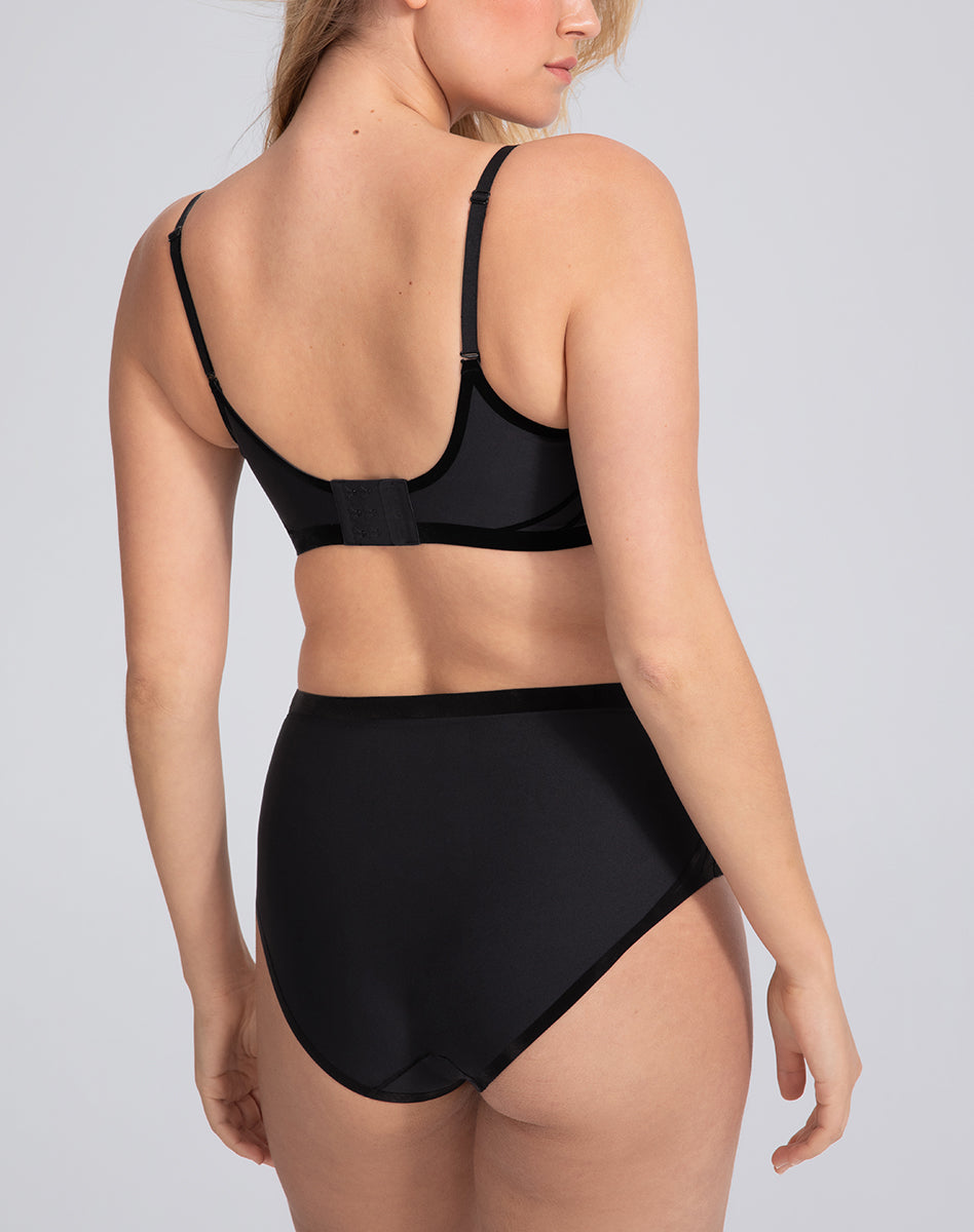 Silhouette_Brief-Model-Vamp-M-Elle-Back.jpg